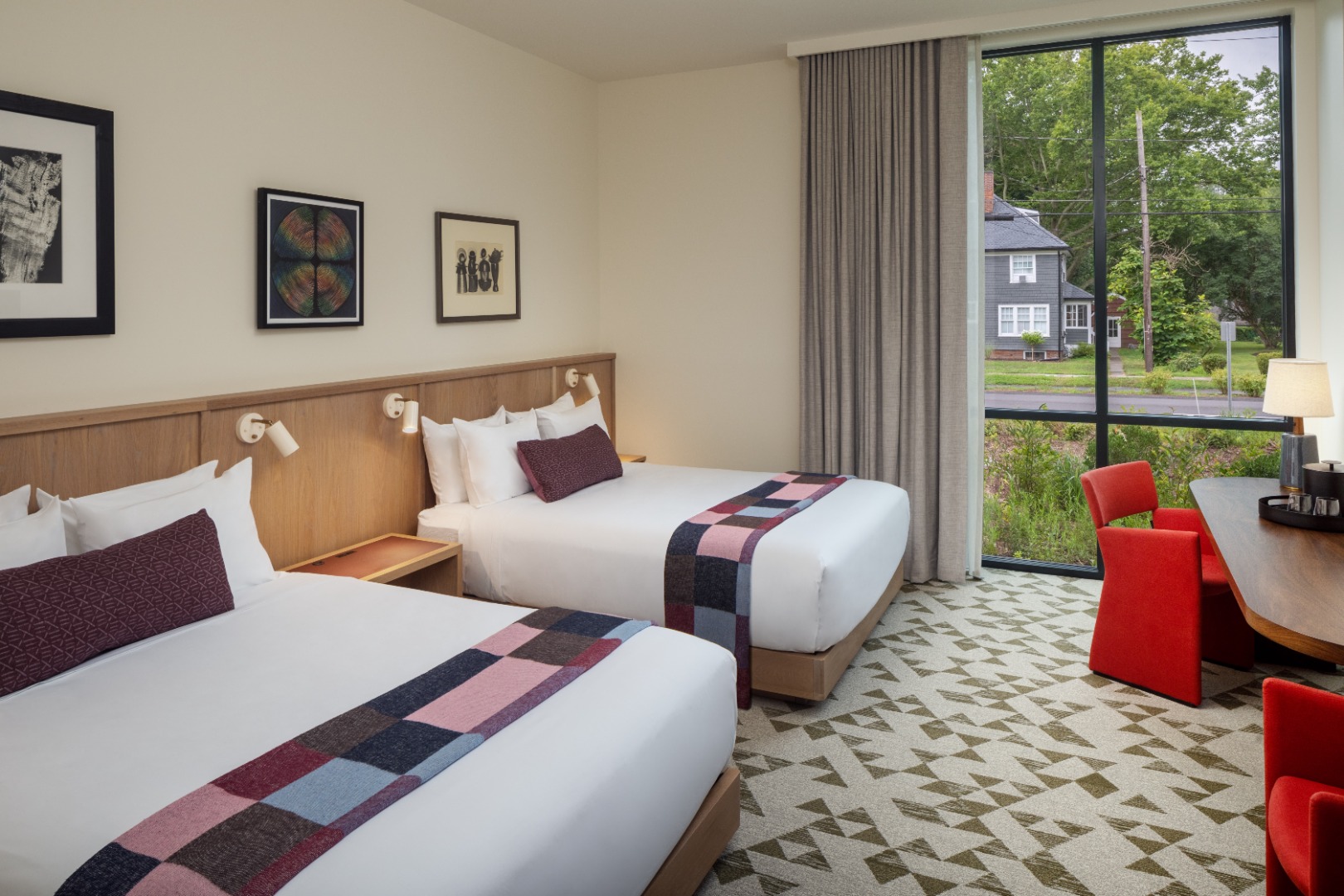 Heartwood Standard Double Queen Room